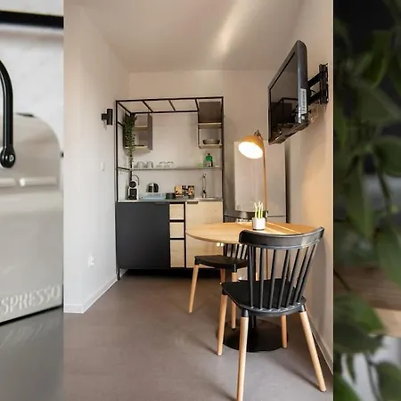 No11 Modern In With Ac And Parking Bratislava