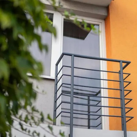 No11 Modern In With Ac And Parking Bratislava