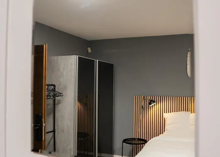 No11 Modern In With Ac And Parking Apartment *